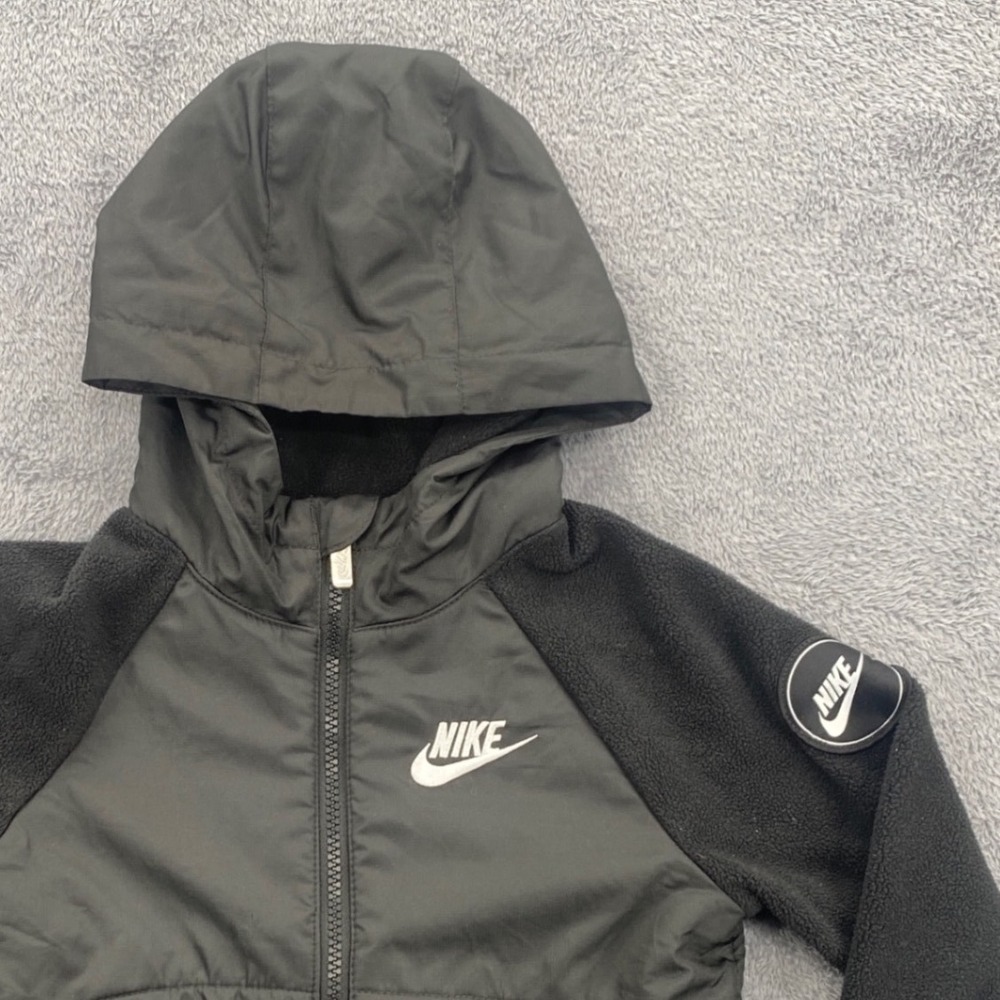 Nike Full Zip Fleece Jacket Kids Size 5 Black Hooded Mixed Media L977-023